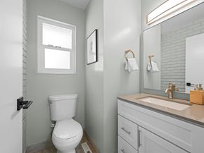 7796 Surrey Ln, Oakland CA 94605