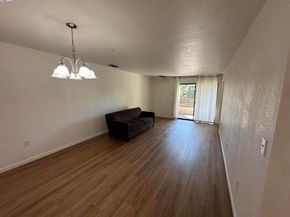 1222 S Villa Way, Walnut Creek CA 94595