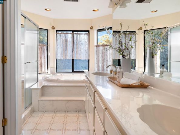 59A Saddle Road, Walnut Creek CA 94595