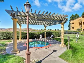 805 Watson Canyon Ct 163, San Ramon CA 94582