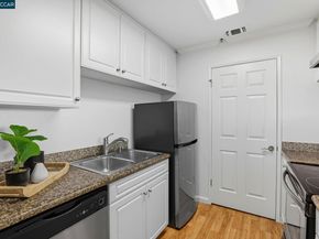 805 Watson Canyon Ct 163, San Ramon CA 94582