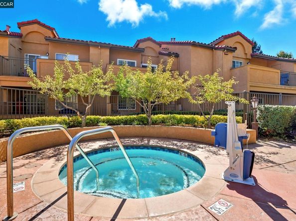 805 Watson Canyon Ct 163, San Ramon CA 94582