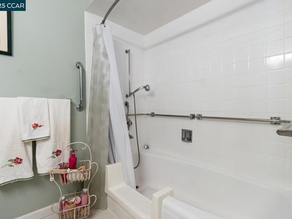 2709 Golden Rain Road 6, Walnut Creek CA 94595