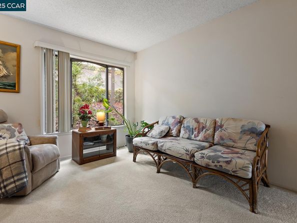 2709 Golden Rain Road 6, Walnut Creek CA 94595