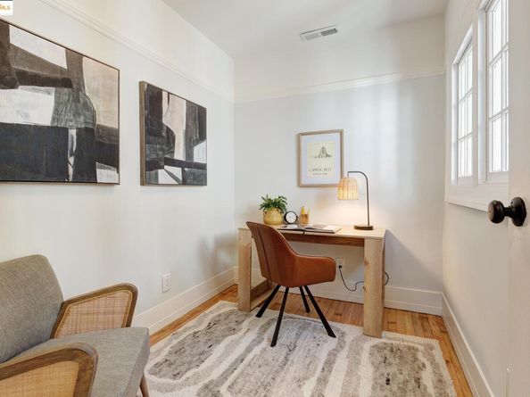 495 Jean St, Oakland CA 94610
