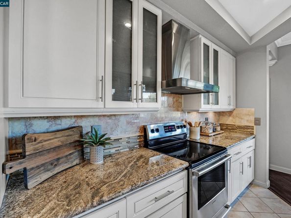 51 Eagle Lake Ct 11, San Ramon CA 94582