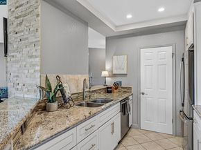 51 Eagle Lake Ct 11, San Ramon CA 94582