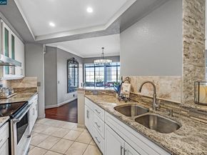 51 Eagle Lake Ct 11, San Ramon CA 94582