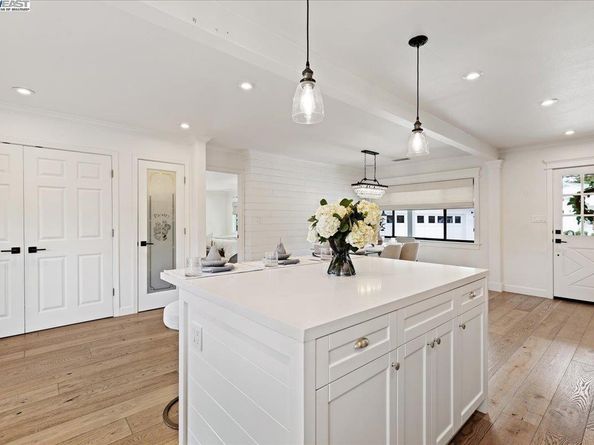 118 Feliz Ct, Danville CA 94526