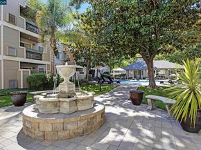 2550 Oak Rd 115, Walnut Creek CA 94597