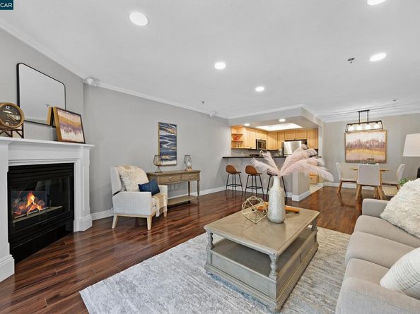2550 Oak Rd 115, Walnut Creek CA 94597