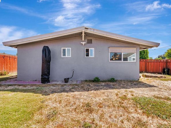 27487 Berenda Way, Hayward CA 94544