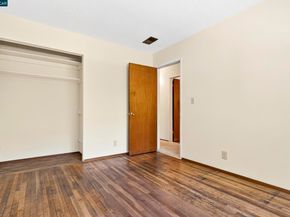 1200 Bay View Farm Rd, Pinole CA 94564