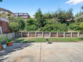 1200 Bay View Farm Rd, Pinole CA 94564