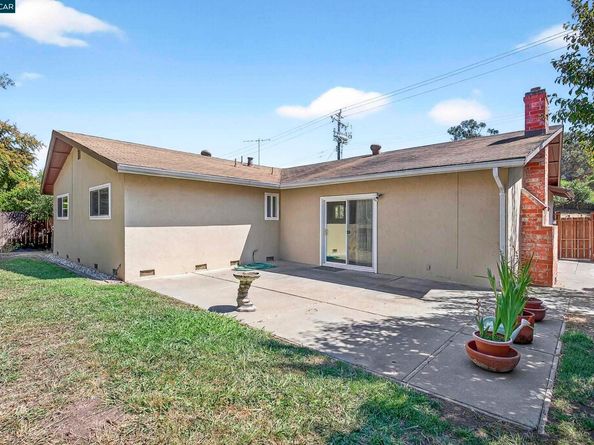 1200 Bay View Farm Rd, Pinole CA 94564