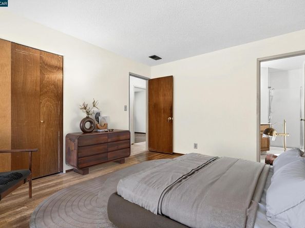 1200 Bay View Farm Rd, Pinole CA 94564