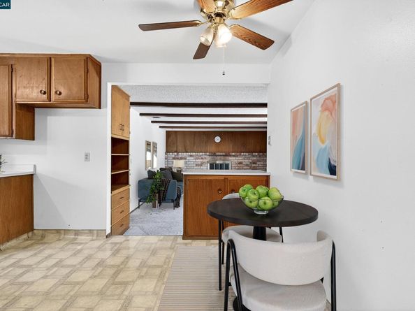 1200 Bay View Farm Rd, Pinole CA 94564