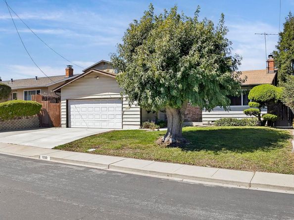 1200 Bay View Farm Rd, Pinole CA 94564