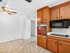 1200 Bay View Farm Rd, Pinole CA 94564