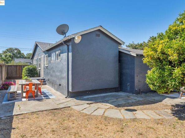 3201 Rheem Ave, Richmond CA 94804