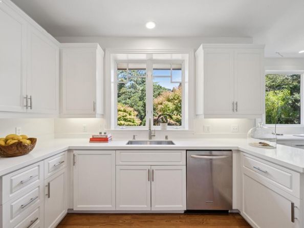 64 Roble Road, Oakland CA 94618