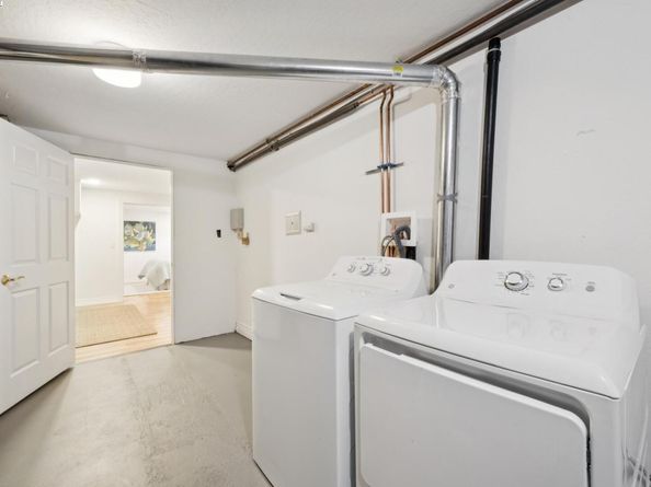 64 Roble Road, Oakland CA 94618