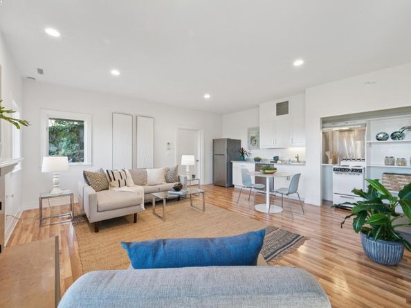 64 Roble Road, Oakland CA 94618