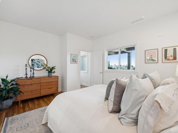 64 Roble Road, Oakland CA 94618