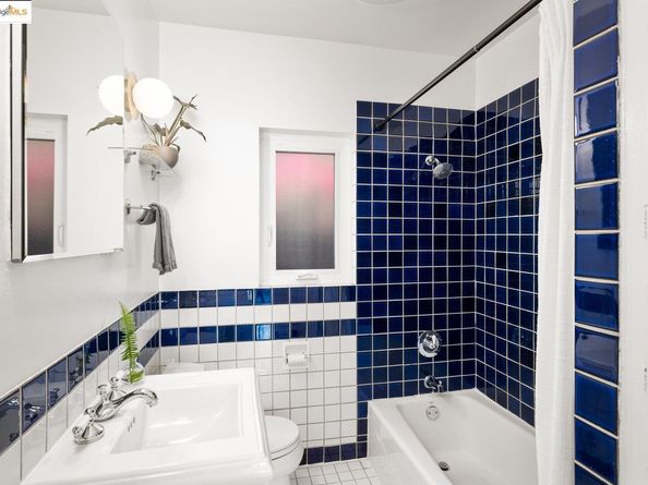 2726 Madeline Street, Oakland CA 94602