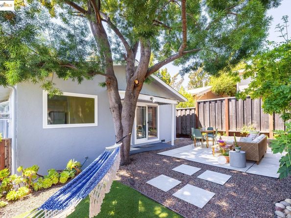 2726 Madeline Street, Oakland CA 94602