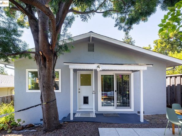 2726 Madeline Street, Oakland CA 94602