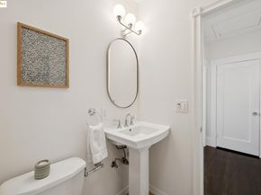 2937 Bona, Oakland CA 94601