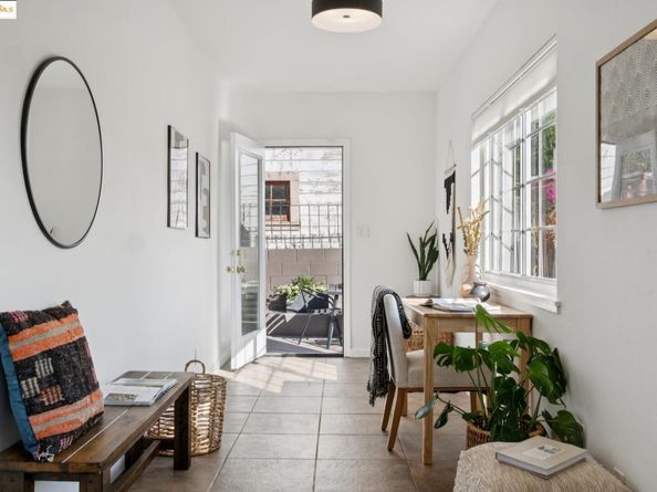2937 Bona, Oakland CA 94601