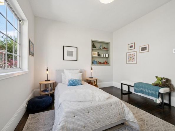 2937 Bona, Oakland CA 94601