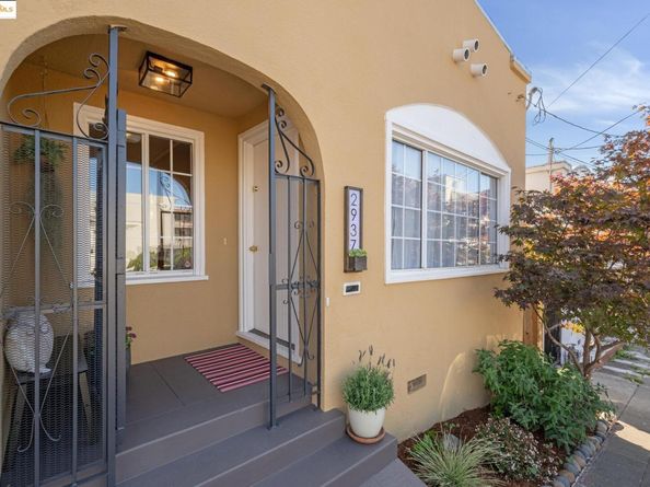 2937 Bona, Oakland CA 94601