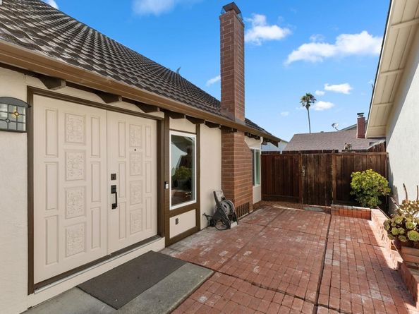 5139 Dryden Ct, Newark CA 94560