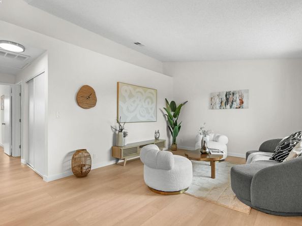114 Hackamore Ln, Fremont CA 94539