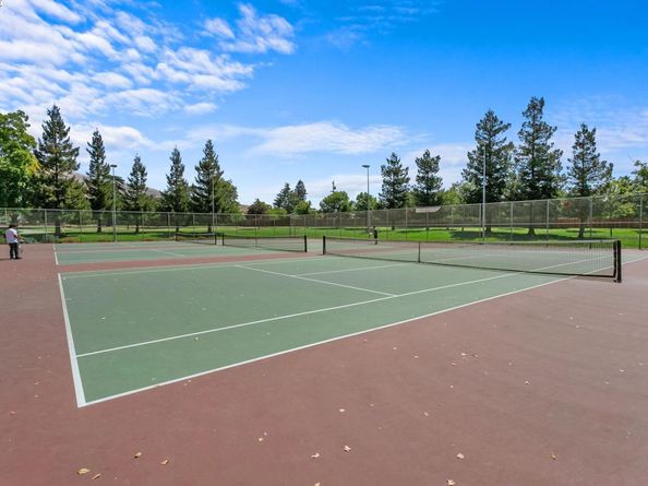 114 Hackamore Ln, Fremont CA 94539