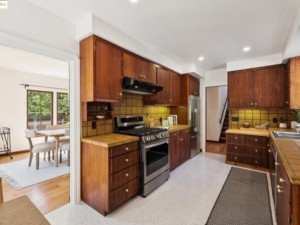 566 The Alameda, Berkeley CA 94707