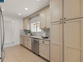 1152 Via Doble, Concord CA 94521