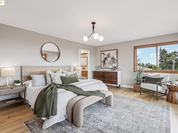 1075 Spruce Street, Berkeley CA 94707
