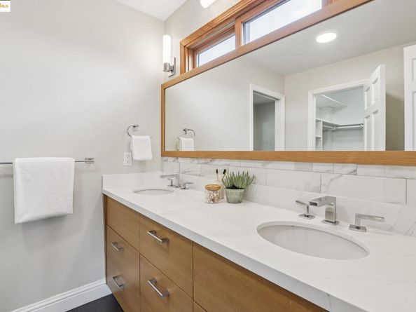 1075 Spruce Street, Berkeley CA 94707