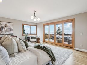 1075 Spruce Street, Berkeley CA 94707