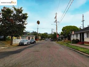 4031 Penniman Ave, Oakland CA 94619