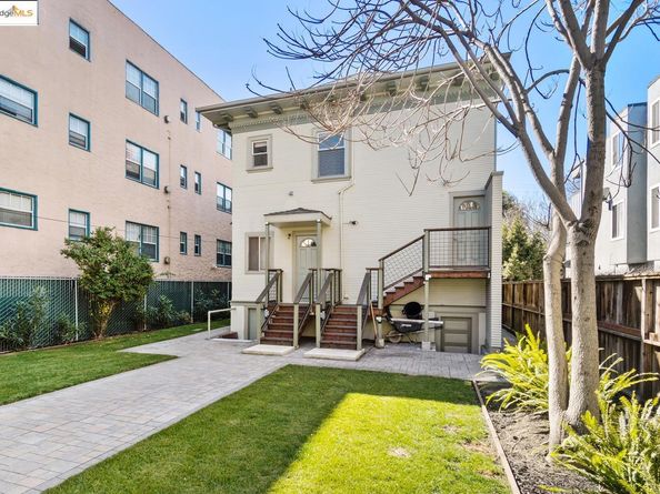 548 37th St, Oakland CA 94609