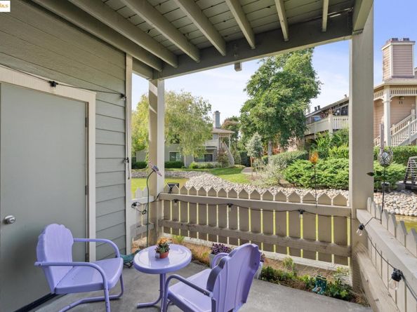 15 Shoreline Ct, Richmond CA 94804