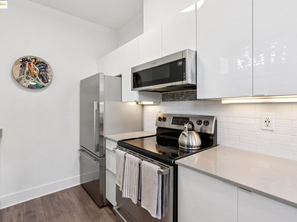 15 Shoreline Ct, Richmond CA 94804