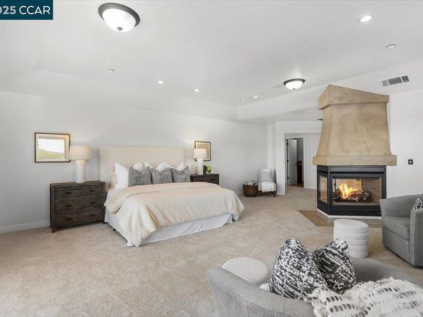 2876 Eugene Ter, Castro Valley CA 94546
