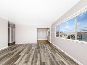 2105 48Th Ave, Oakland CA 94601