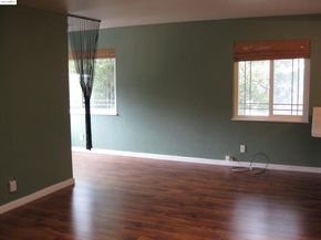 1600 E 31St St, Oakland CA 94602